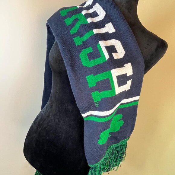UNIVERSITY OF NOTRE DAME Fighting Irish Embroidered Winter SCARF NEW - Picture 4 of 5